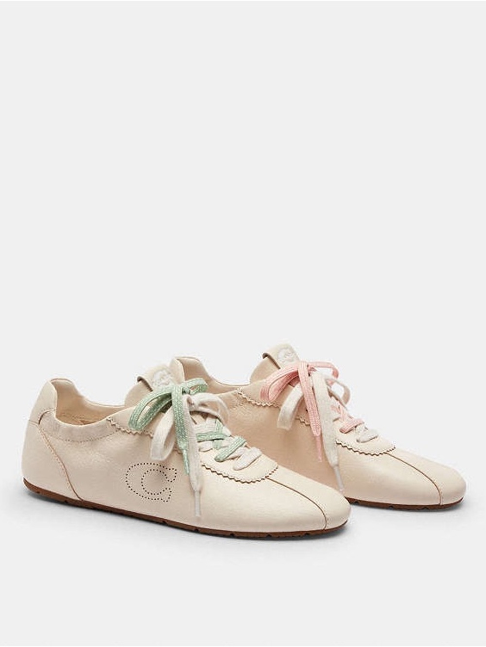 SOFT SNEAKER